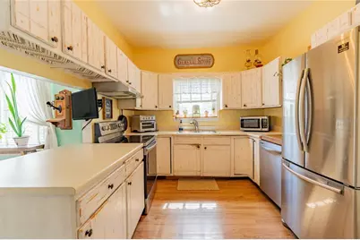 928 Groveland Avenue, Venice, FL 34285 - Photo 18