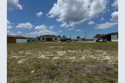 2018 NW 33rd Avenue, Cape Coral, FL 33993 - Photo 2