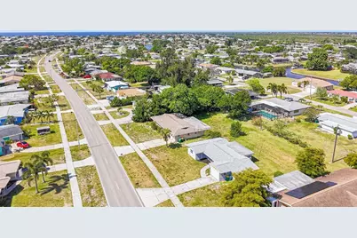3559 Harbor Boulevard, Port Charlotte, FL 33952 - Photo 38
