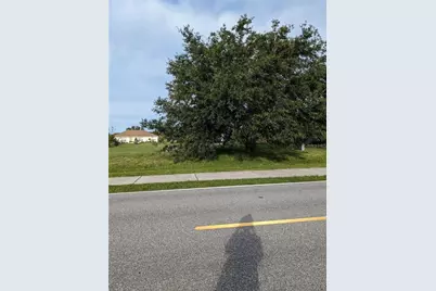 1327 Rio De Janeiro Avenue, Punta Gorda, FL 33983 - Photo 2