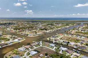 9348 Spring Cir, Port Charlotte, FL 33981 - Photo 4