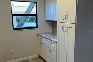 175 Kings Hwy, Punta Gorda, FL 33983 - Photo 6