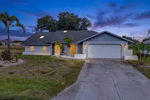 303 Rotonda Cir, Rotonda West, FL 33947 - Photo 2
