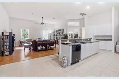 3425 NW 19th Terrace, Cape Coral, FL 33993 - Photo 10