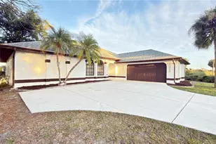 4423 Albacore Cir, Port Charlotte, FL 33948 - Photo 2