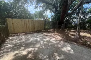 8250 Lombra Ave, North Port, FL 34287 - Photo 26