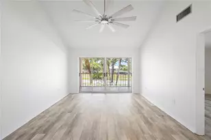 436 Cerromar Ln, Venice, FL 34293 - Photo 8