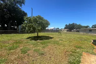 650 Hartford Dr NW, Port Charlotte, FL 33952 - Photo 34