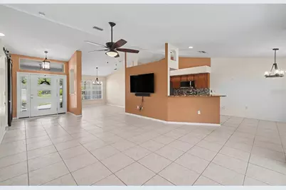 369 Salvador Dr, Punta Gorda, FL 33983 - Photo 6