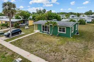 21915 Calvin Ln, Port Charlotte, FL 33952 - Photo 38