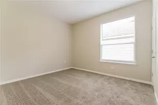 2114 The Oaks Blvd, Kissimmee, FL 34746 - Photo 10