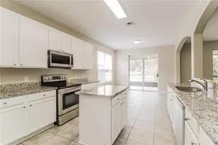 2114 The Oaks Blvd, Kissimmee, FL 34746 - Photo 6