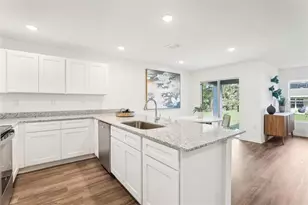 8706 Granada Blvd, Sebring, FL 33872 - Photo 6