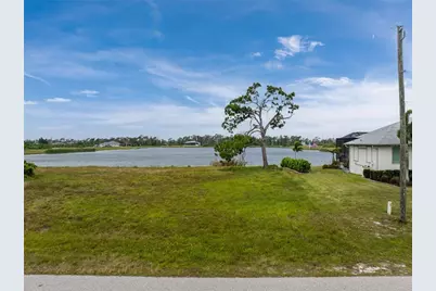 70 Brig Circle E, Placida, FL 33946 - Photo 1