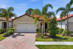 149 Soliera St, Nokomis, FL 34275 - Photo 2