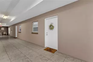 3100 Harbor Blvd, Port Charlotte, FL 33952 - Photo 2