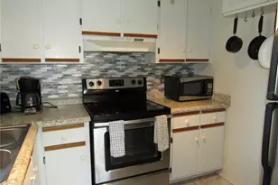 19505 Quesada Ave, Port Charlotte, FL 33948 - Photo 10