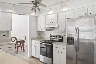 22207 Lancaster Ave, Port Charlotte, FL 33952 - Photo 14