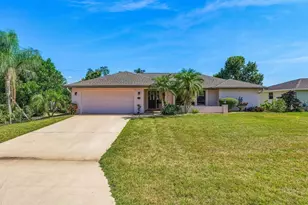 22207 Lancaster Ave, Port Charlotte, FL 33952 - Photo 4