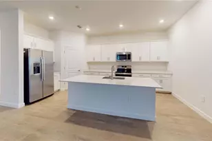 7913 Lakes Edge Ln, Port Charlotte, FL 33981 - Photo 20