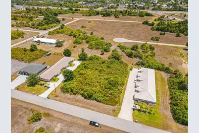 18 Donlon Drive, Rotonda West, FL 33947 - Photo 4