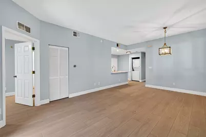 4109 Bellasol Circle #1113, Fort Myers, FL 33916 - Photo 4