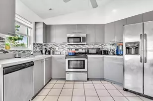 5001 22nd Ct E, Bradenton, FL 34203 - Photo 10