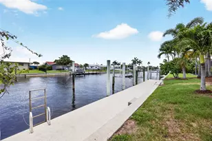 2260 Palm Tree Dr, Punta Gorda, FL 33950 - Photo 38