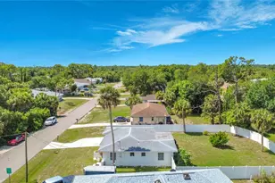 2009 Barksdale St, Port Charlotte, FL 33948 - Photo 34