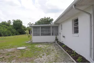 710 Aqui Esta Drive, Punta Gorda, FL 33950 - Photo 30