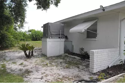 710 Aqui Esta Drive, Punta Gorda, FL 33950 - Photo 28