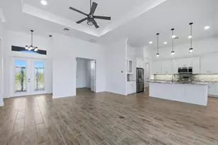 8314 Tracy Cir, Port Charlotte, FL 33981 - Photo 10