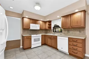 21492 Landis Ave, Port Charlotte, FL 33954 - Photo 16