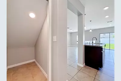 7405 Evening Primrose Court, Tampa, FL 33619 - Photo 20