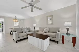 741 Capri Isles Blvd, Venice, FL 34292 - Photo 8