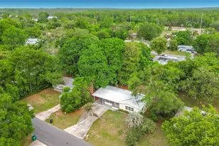 10 S Wadsworth Ave, Beverly Hills, FL 34465 - Photo 2