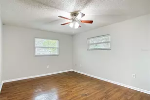 9020 Dorsey St, Spring Hill, FL 34608 - Photo 32