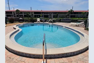 4722 SE 1st Place #5, Cape Coral, FL 33904 - Photo 4