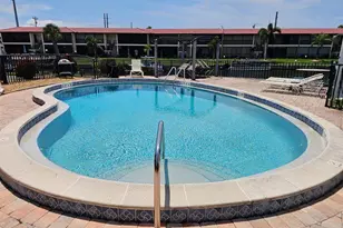 4722 SE 1st Pl, Cape Coral, FL 33904 - Photo 4