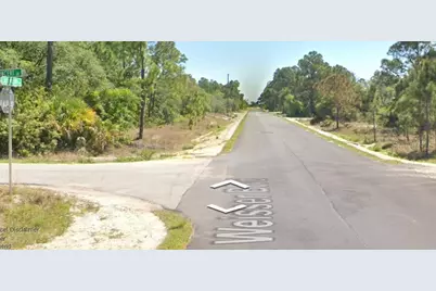 356 Jack Weisser Boulevard, Lake Placid, FL 33852 - Photo 1