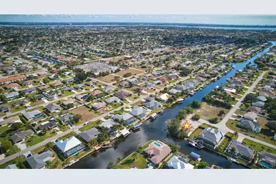 201 SW 40th Street, Cape Coral, FL 33914 - Photo 42