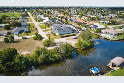 201 SW 40th Street, Cape Coral, FL 33914 - Photo 52