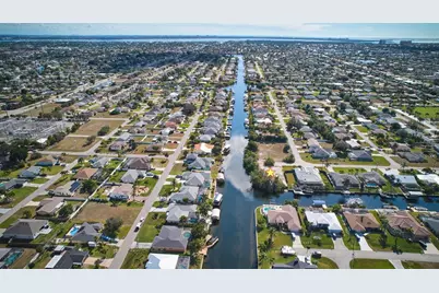 201 SW 40th Street, Cape Coral, FL 33914 - Photo 44