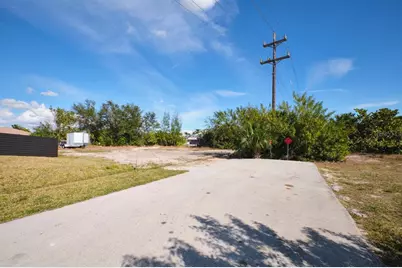 201 SW 40th Street, Cape Coral, FL 33914 - Photo 70