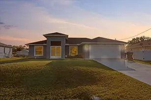 2405 Vancouver Ln, North Port, FL 34286 - Photo 2