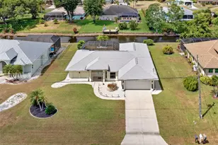 7 Fairway Rd, Rotonda West, FL 33947 - Photo 4
