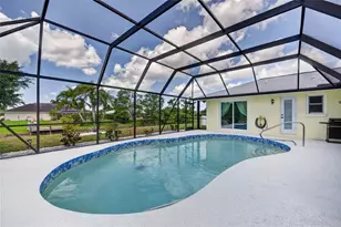 7 Fairway Rd, Rotonda West, FL 33947 - Photo 2
