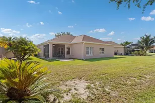 2796 Suncoast Lakes Blvd, Port Charlotte, FL 33980 - Photo 32