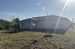 2810 NW 26th Pl, Cape Coral, FL 33993 - Photo 12