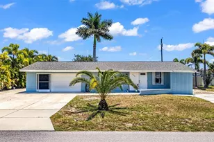 433 Glenridge Ave NW, Port Charlotte, FL 33952 - Photo 1